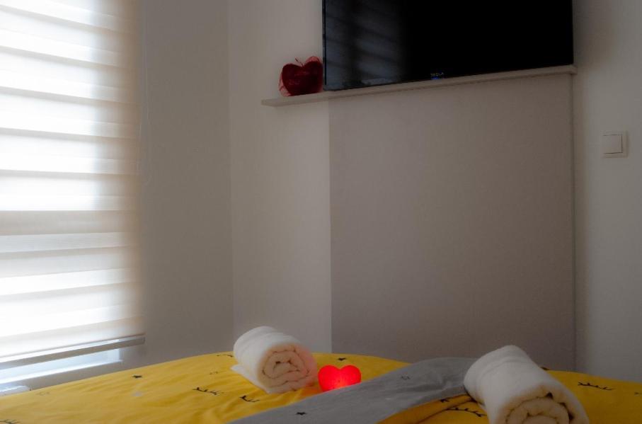 Apartman Amor ทูซลา ภายนอก รูปภาพ