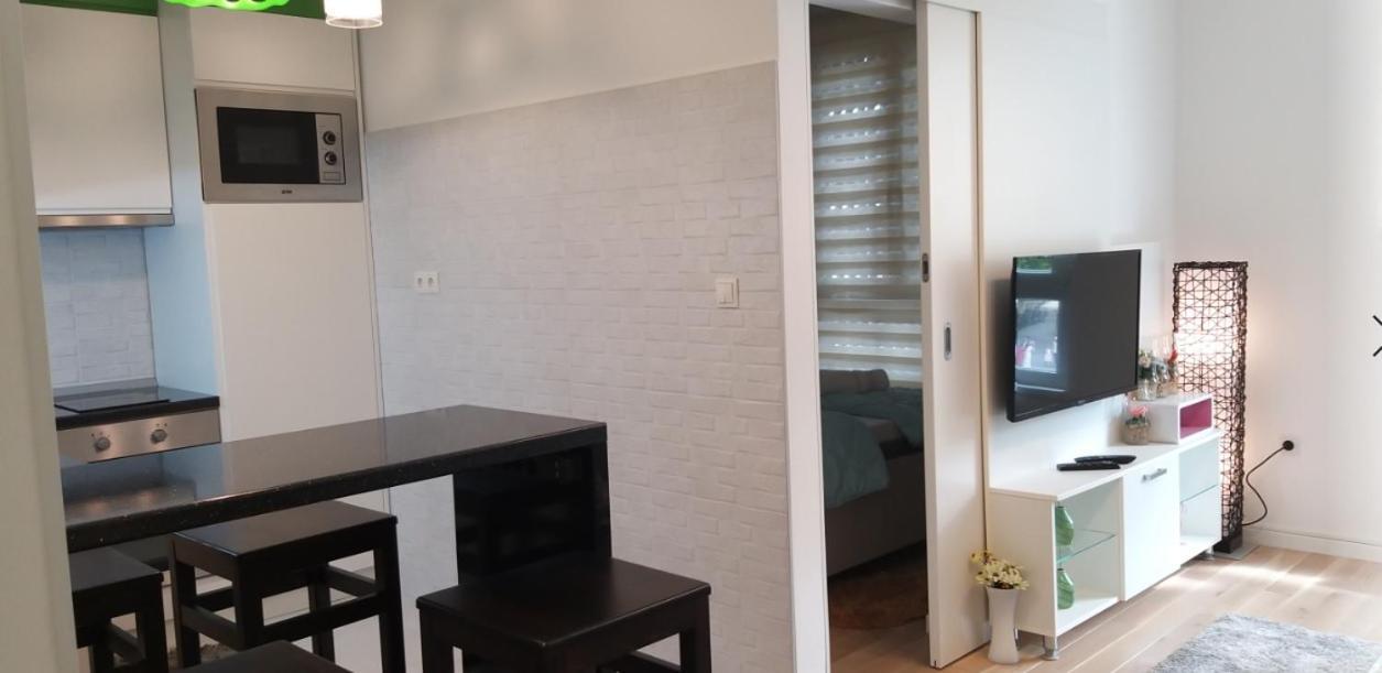 Apartman Amor ทูซลา ภายนอก รูปภาพ
